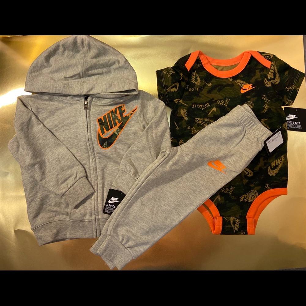 Nike 3 Piece Set